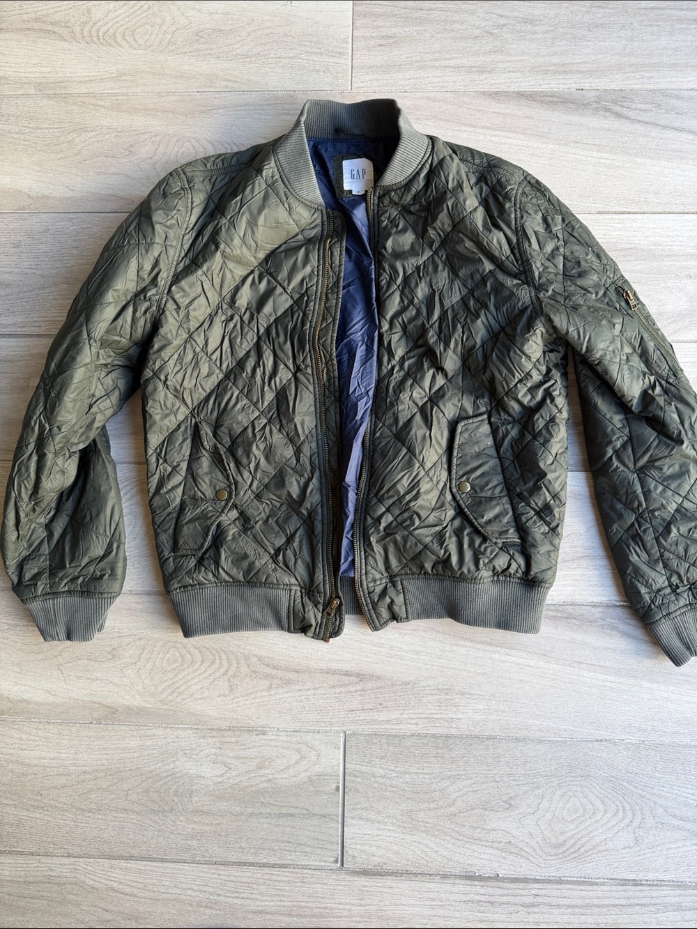 GAP Quilted Bomber Jacket in Olive